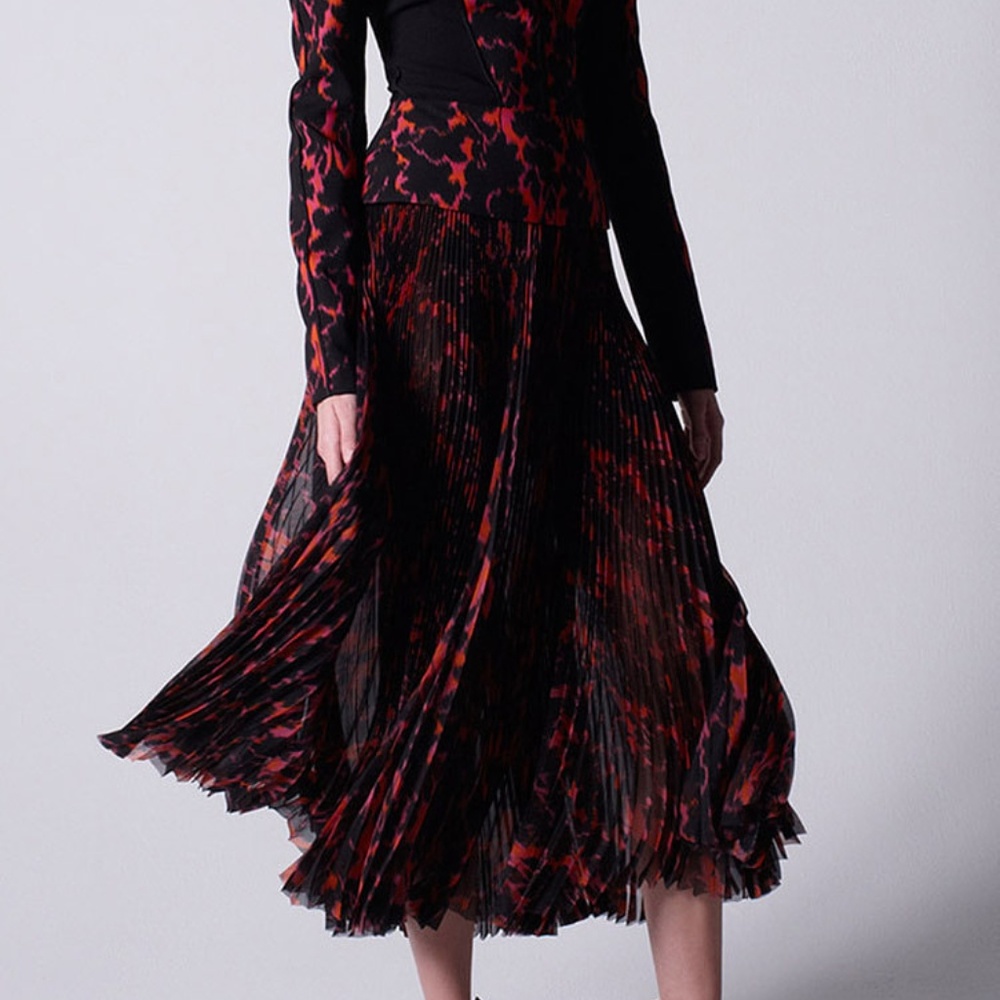 J Mendel Abstract Printed Chiffon Pleated Skirt XS